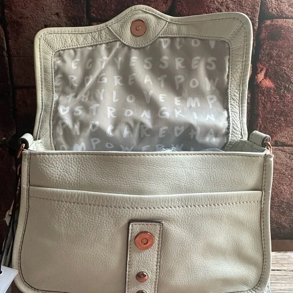 NWT Aimee Kestenberg White Leather Crossbody Bag with pockets and wide strap. - Picture 11 of 16